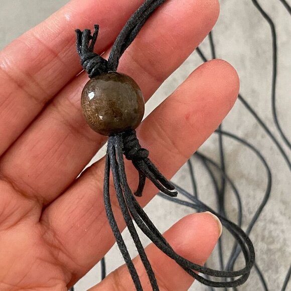 Hand Crafted Owl Pendant Natural Round Shell Black Cord Necklace Adjustable - Picture 5 of 6